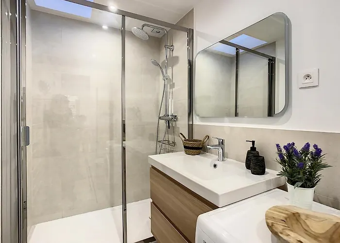 Le Papillon De Saint-Tropez