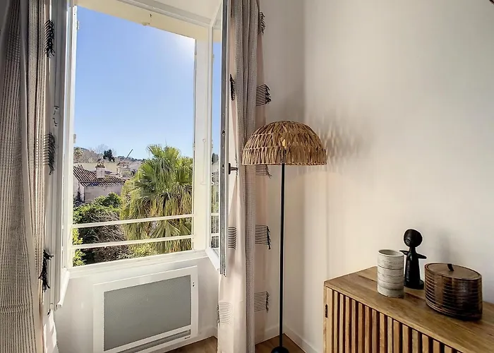 Le Papillon De Daire *