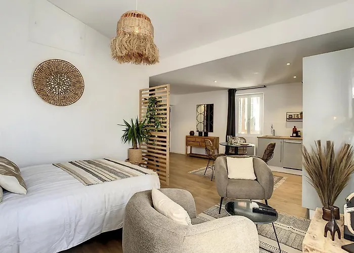 Le Papillon De Apartment *